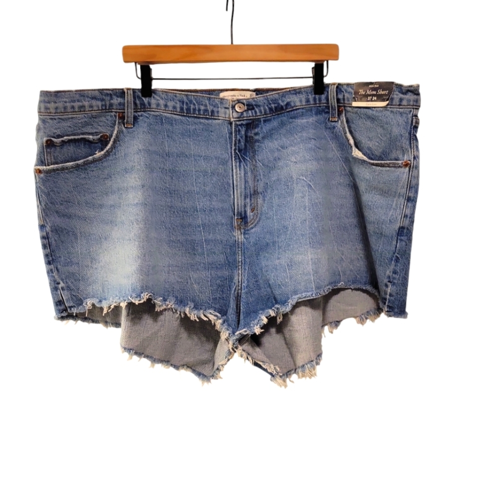 Abercrombie & Fitch, NWT, The Mom Short, High Rise, Curve Love, Women's Sz 24, L